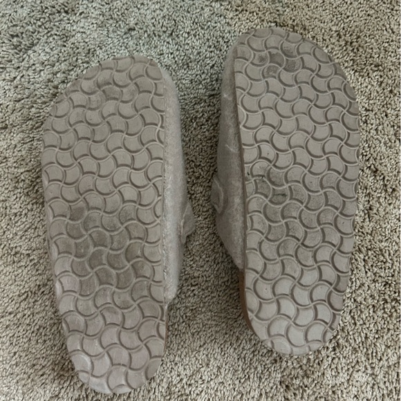 Cushionaire Fuzzy Slip On Clogs - Picture 3 of 3